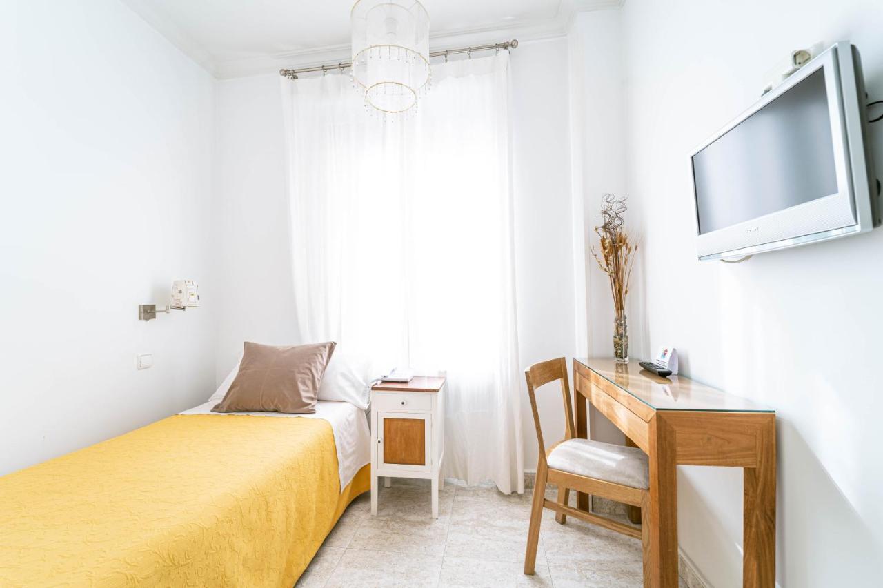 Hostal Barrera مدريد المظهر الخارجي الصورة