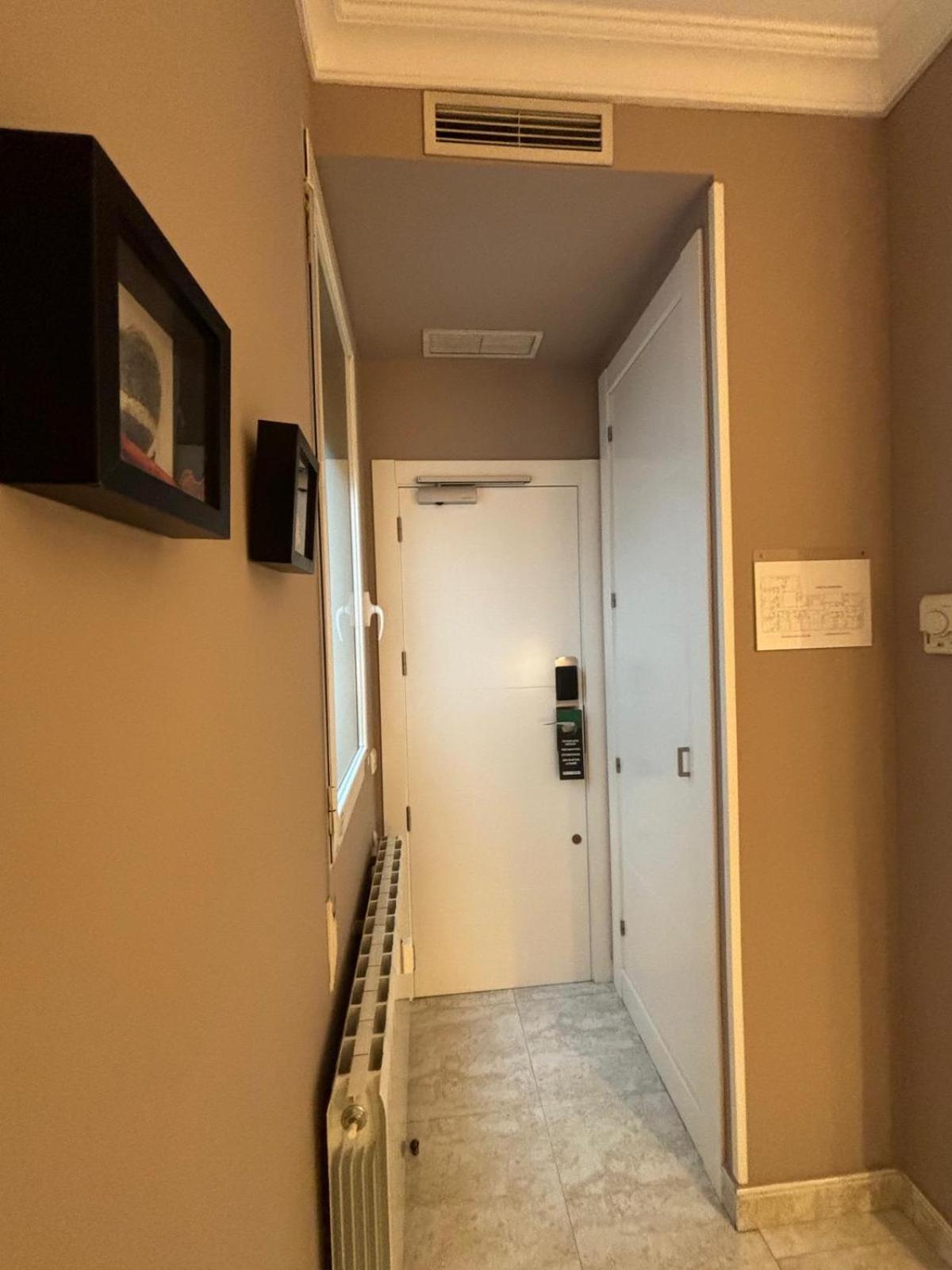 Hostal Barrera مدريد المظهر الخارجي الصورة