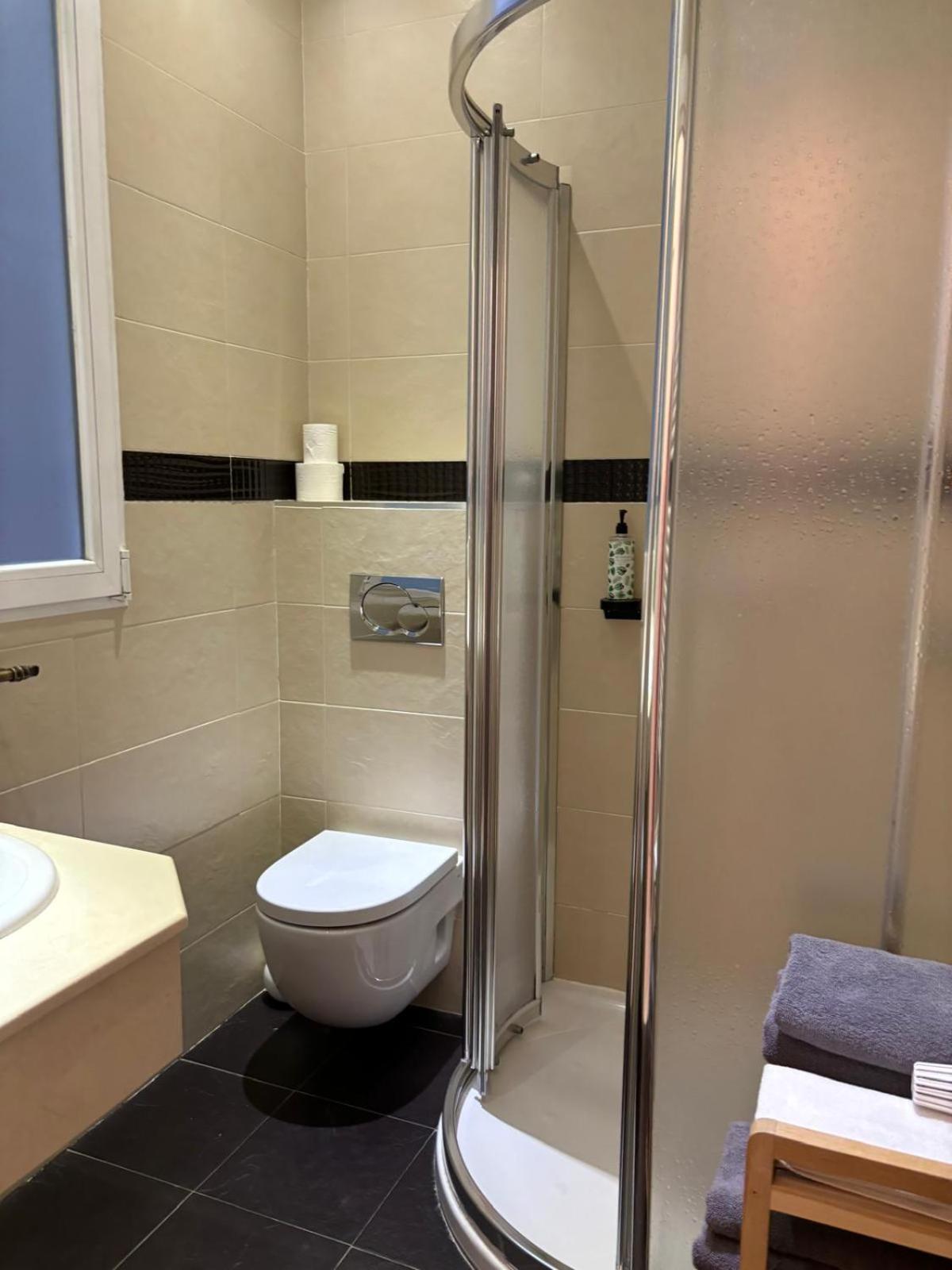 Hostal Barrera مدريد المظهر الخارجي الصورة