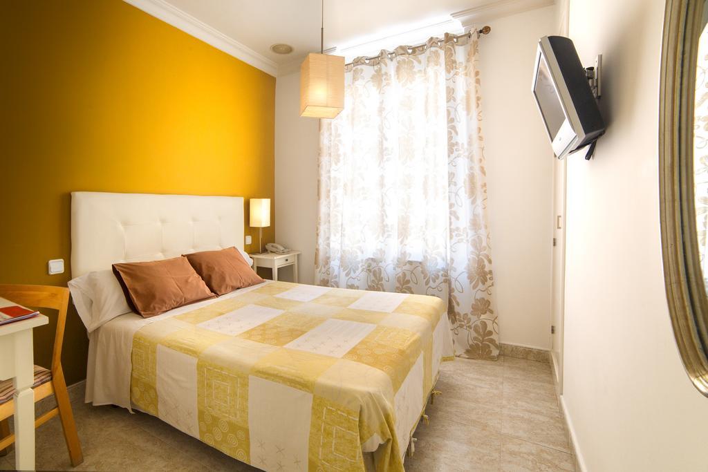 Hostal Barrera مدريد الغرفة الصورة